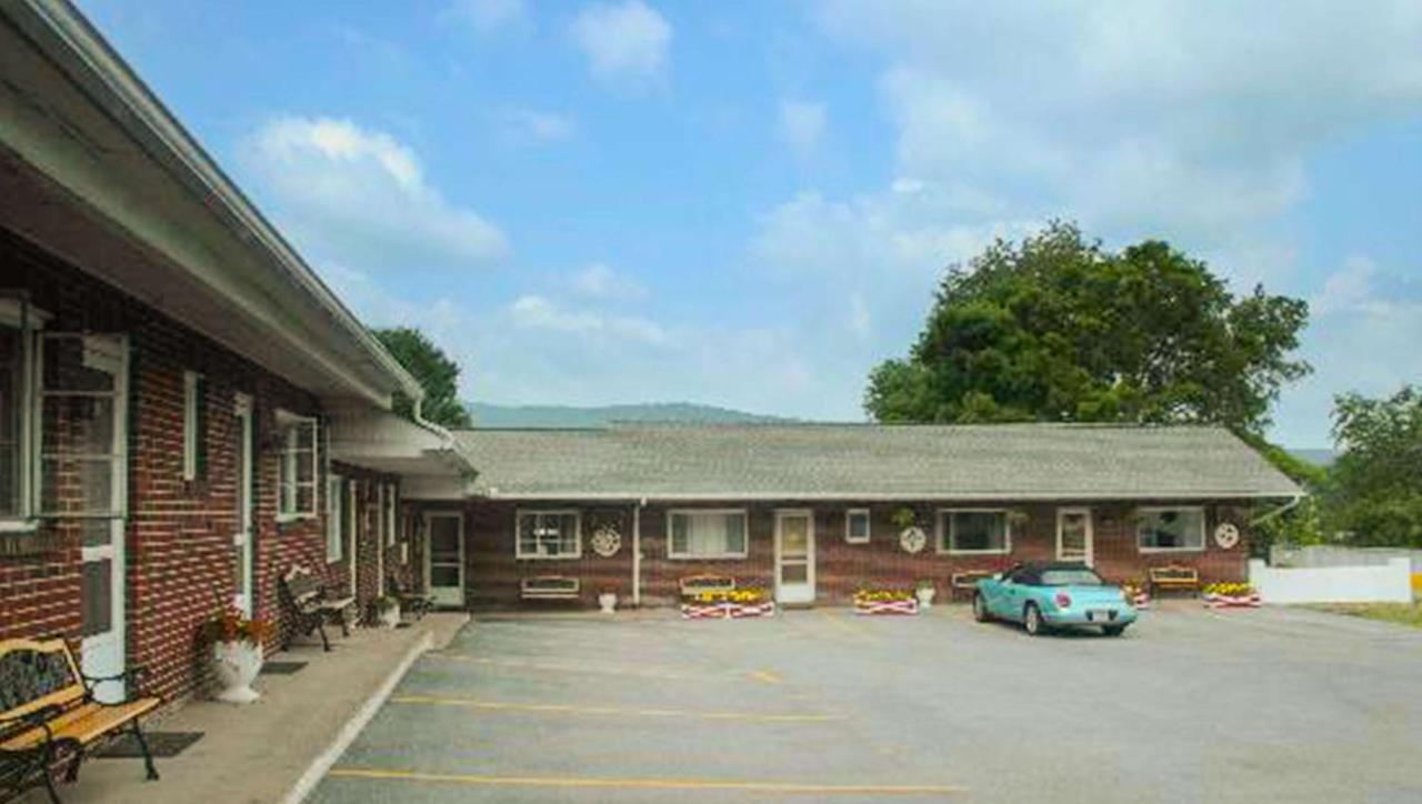 Judys Motel Μπέντφορντ Εξωτερικό φωτογραφία
